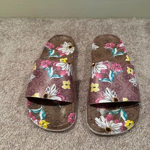 Guess women slides